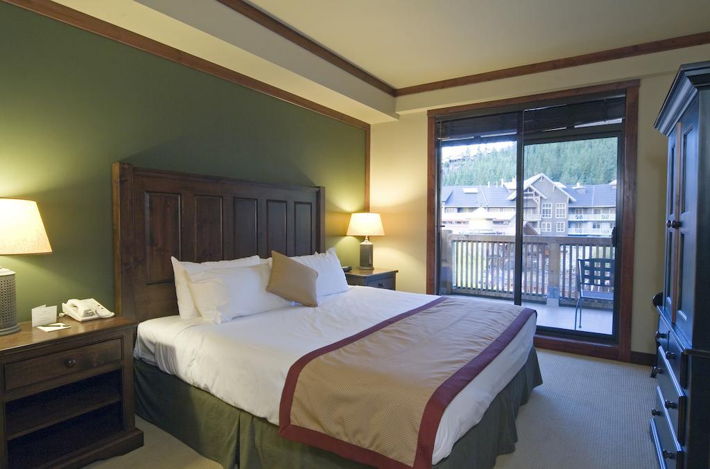 Lodging Ovations Hotel Whistler Bilik gambar