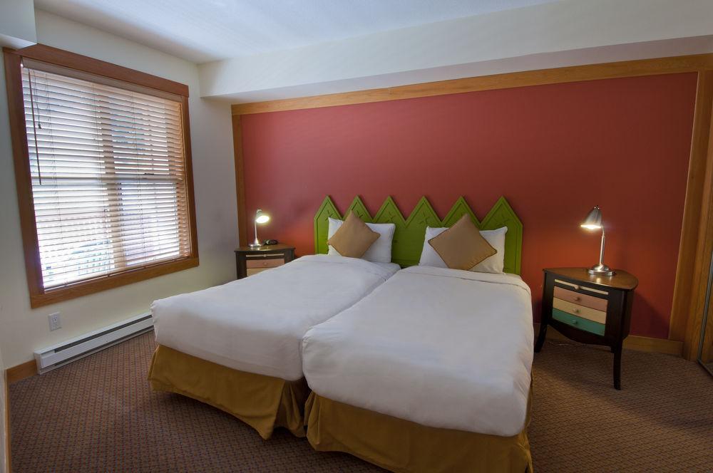 Lodging Ovations Hotel Whistler Luaran gambar