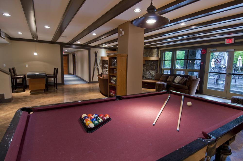 Lodging Ovations Hotel Whistler Luaran gambar