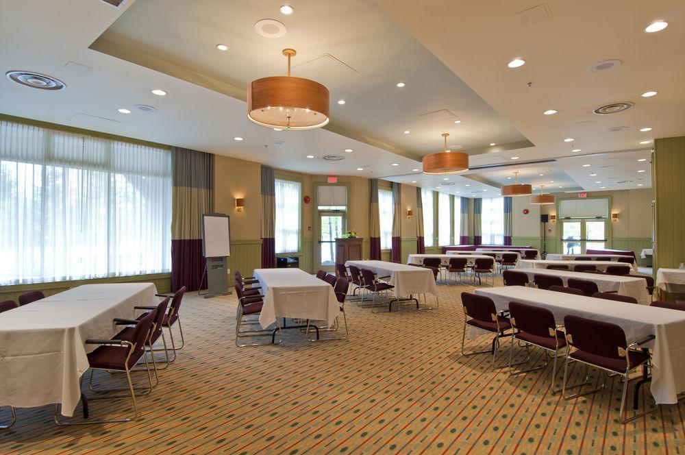 Lodging Ovations Hotel Whistler Luaran gambar